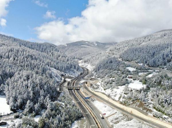 Unexpected spring snow blankets high-altitude regions
