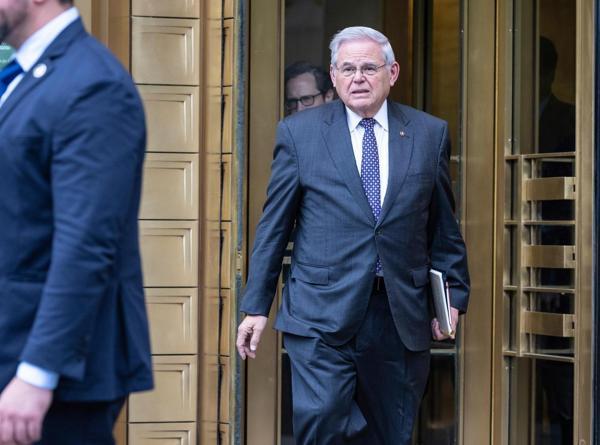 US senators power up for sale, prosector says at corruption trial